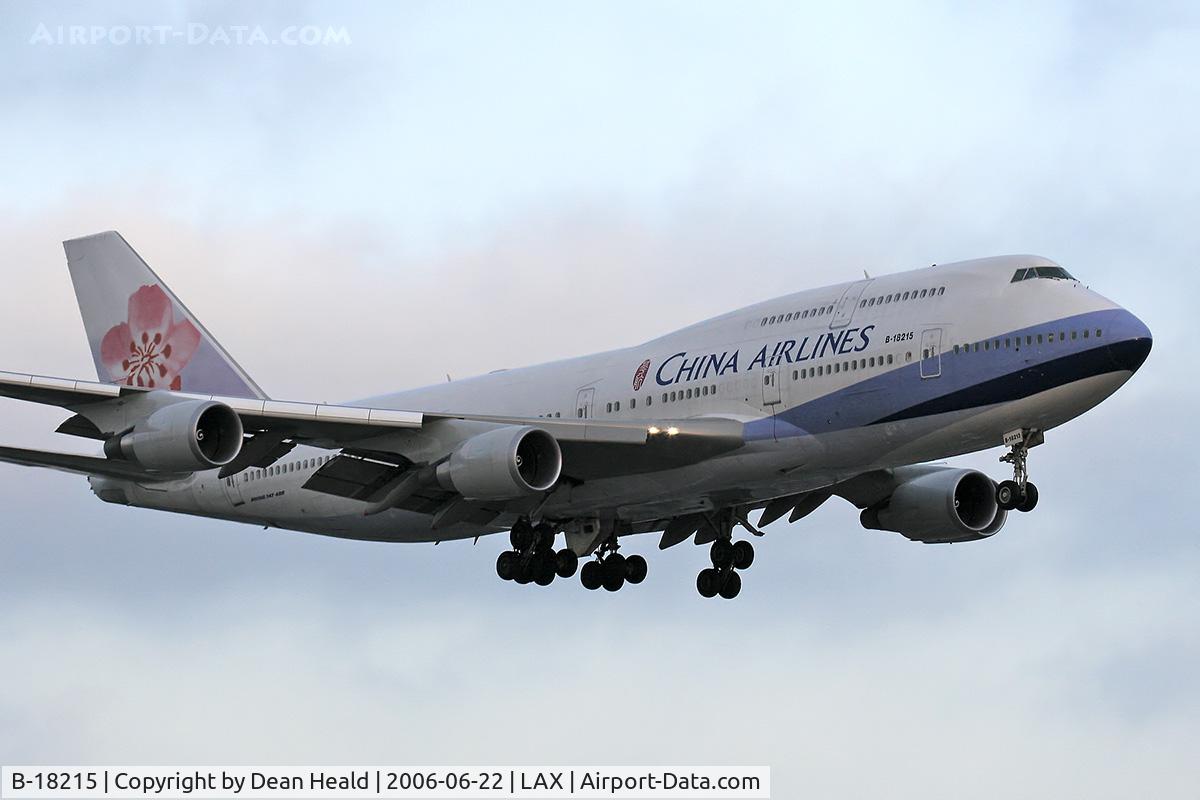 B-18215, 2005 Boeing 747-409 C/N 33737, China Airlines B-18215 on final approach to RWY 24R.