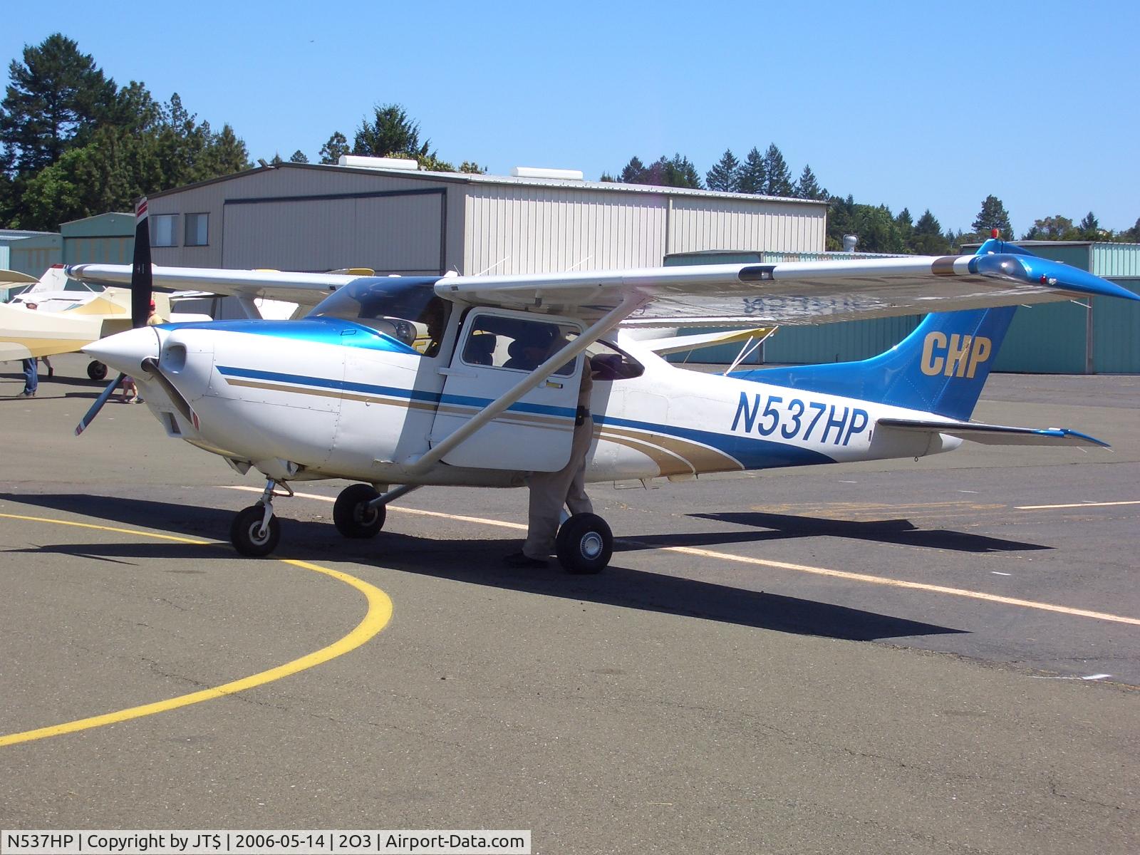 N537HP, Cessna 182S Skylane C/N 18280031, 537HP at Angwin Air Expo 2006