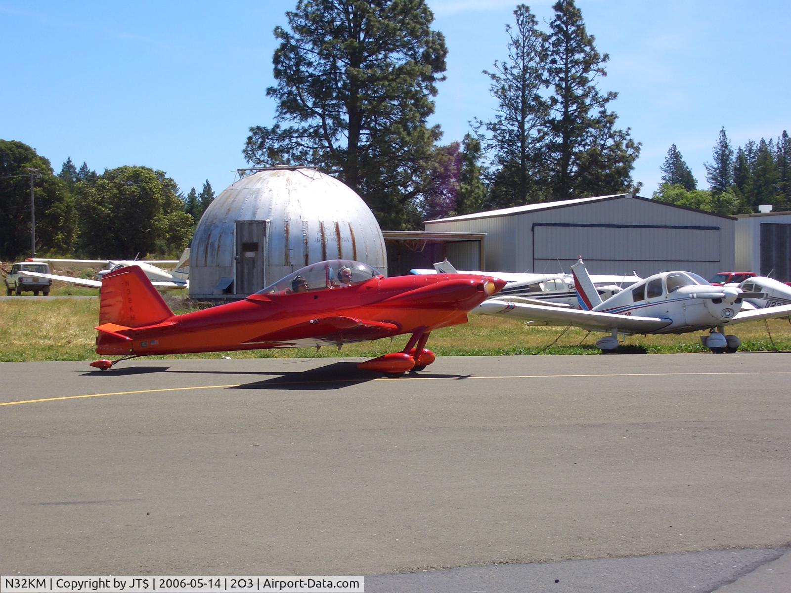 N32KM, 2007 Cessna 560XL C/N 560-5715, 32KM at the Angwin Air Expo 2006