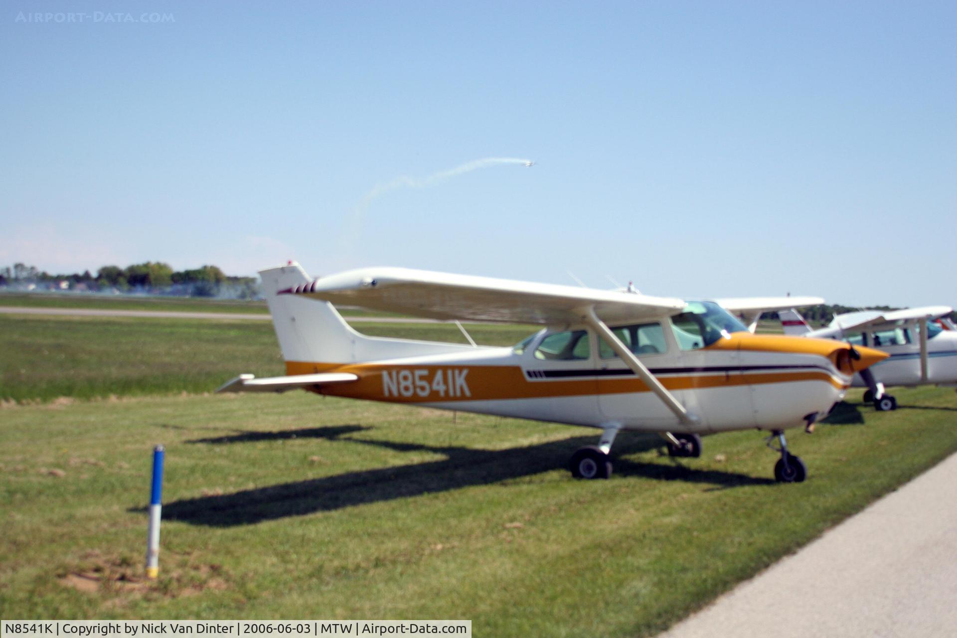 N8541K, Cessna 172M C/N 17264513, Manitowoc Air Show