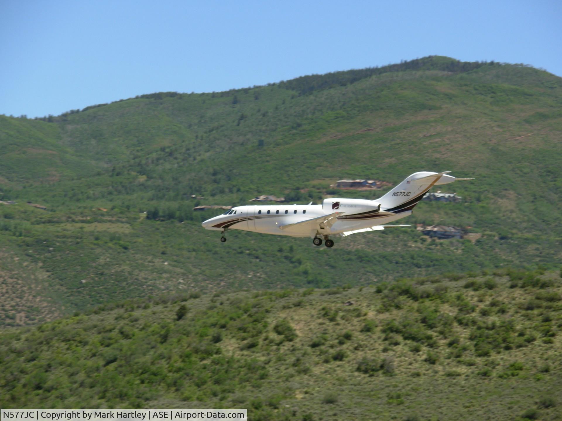 N577JC, 2000 Cessna 750 Citation X Citation X C/N 750-0122, Landing in Aspen