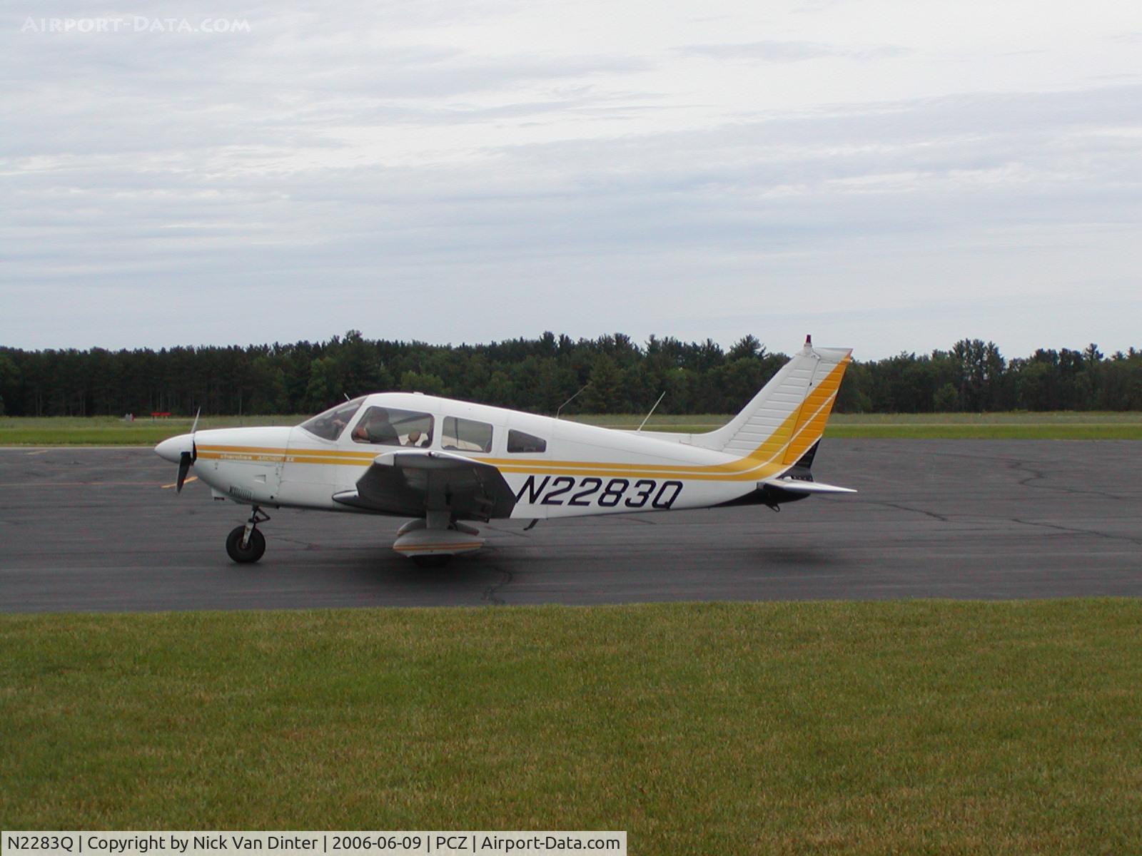 N2283Q, Piper PA-28-181 C/N 28-7790391, Waupaca Airport