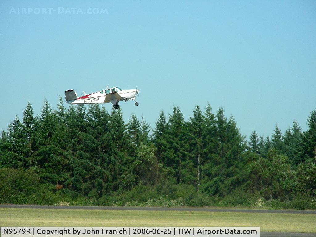 N9579R, 1959 Beech M35 Bonanza C/N D-6176, Lift at TIW