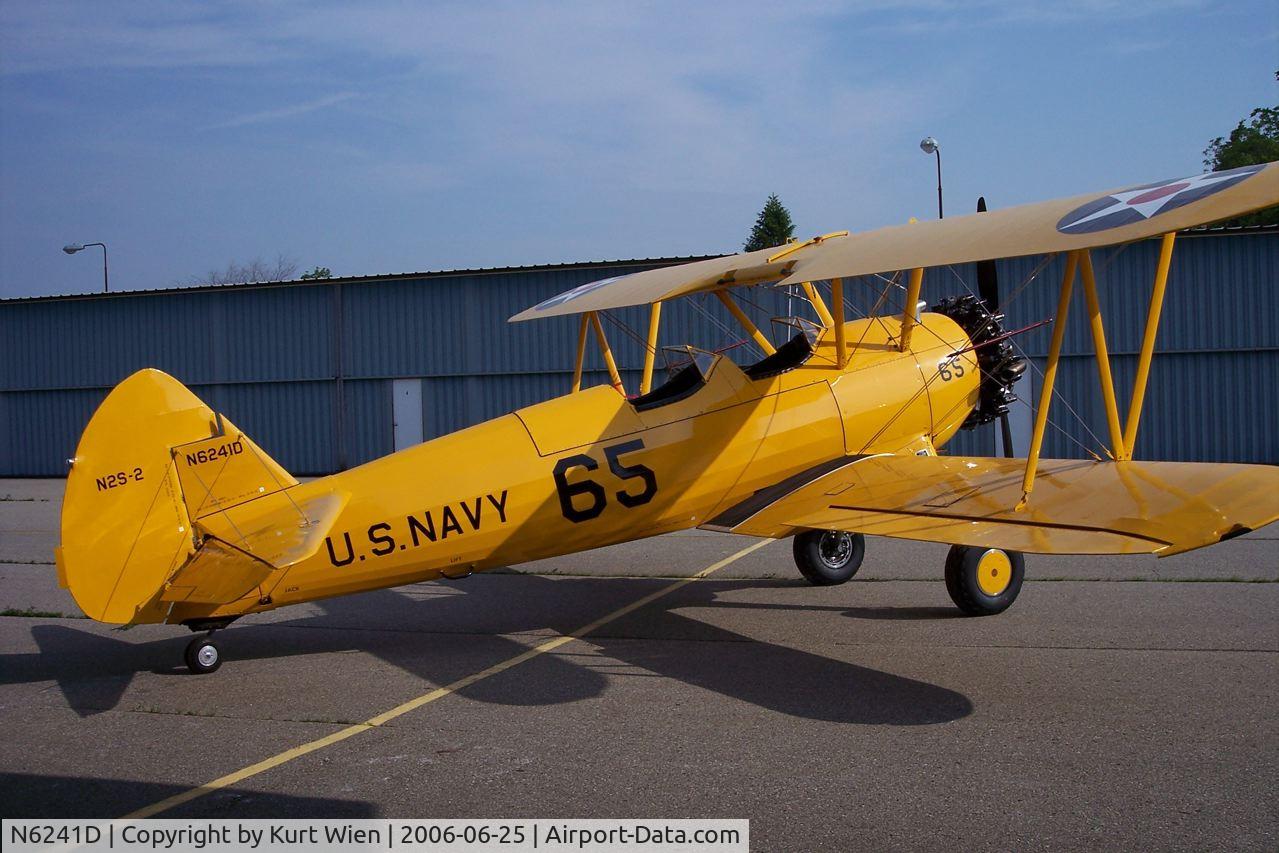 N6241D, 1943 Boeing B75N1 C/N 75-7862, 300 Lycoming Stearman