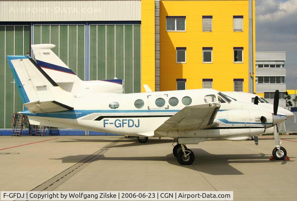 F-GFDJ, 1973 Beech E90 King Air C/N LW-86, FIFA 2006 visitor