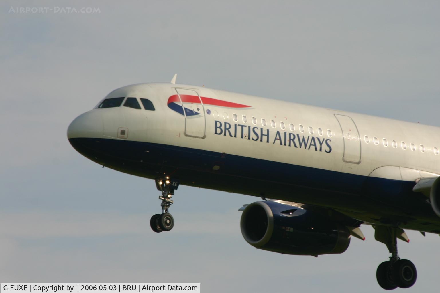 G-EUXE, 2004 Airbus A321-231 C/N 2323, short to land on rwy 25L