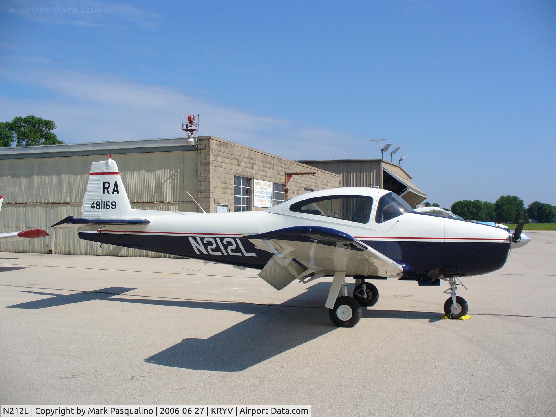 N212L, 1948 Ryan Navion A C/N NAV-4-1159, Navion in new paint