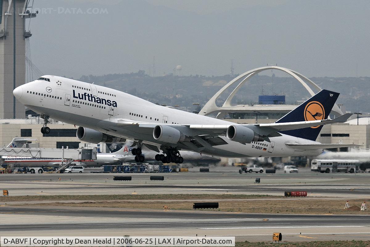D-ABVF, 1990 Boeing 747-430 C/N 24761, Lufthansa D-ABVF (FLT DLH457) departing RWY 25R enroute to Frankfurt Main (EDDF).