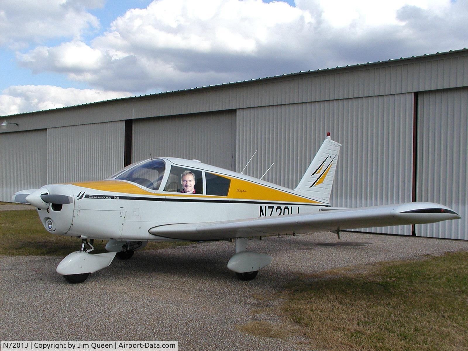 N7201J, 1968 Piper PA-28-140 Cherokee C/N 28-24531, Sitting in Denton