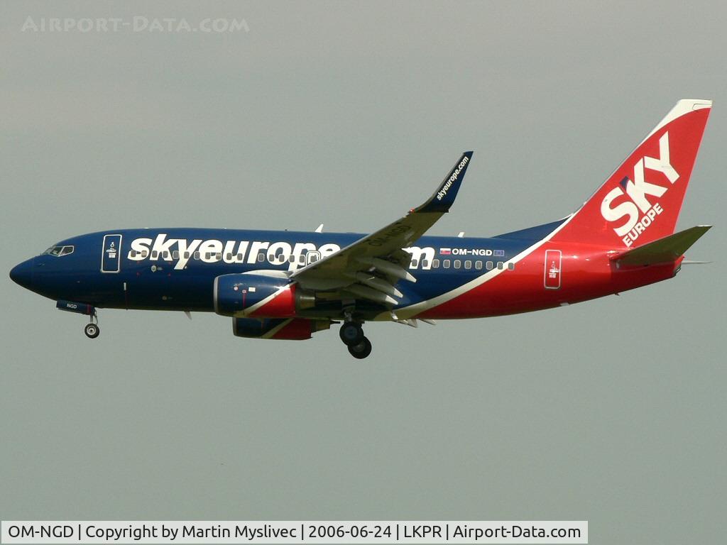 OM-NGD, 2006 Boeing 737-76N C/N 32674/1952, Boeing 737-76M