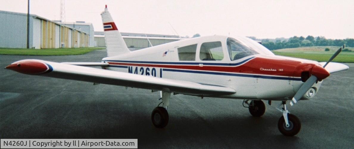 N4260J, 1967 Piper PA-28-140 C/N 28-22658, At VJI 08-'05