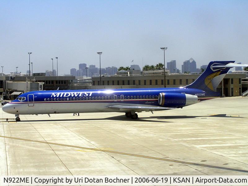 N922ME, 2005 Boeing 717-200 C/N 55184, San Diego