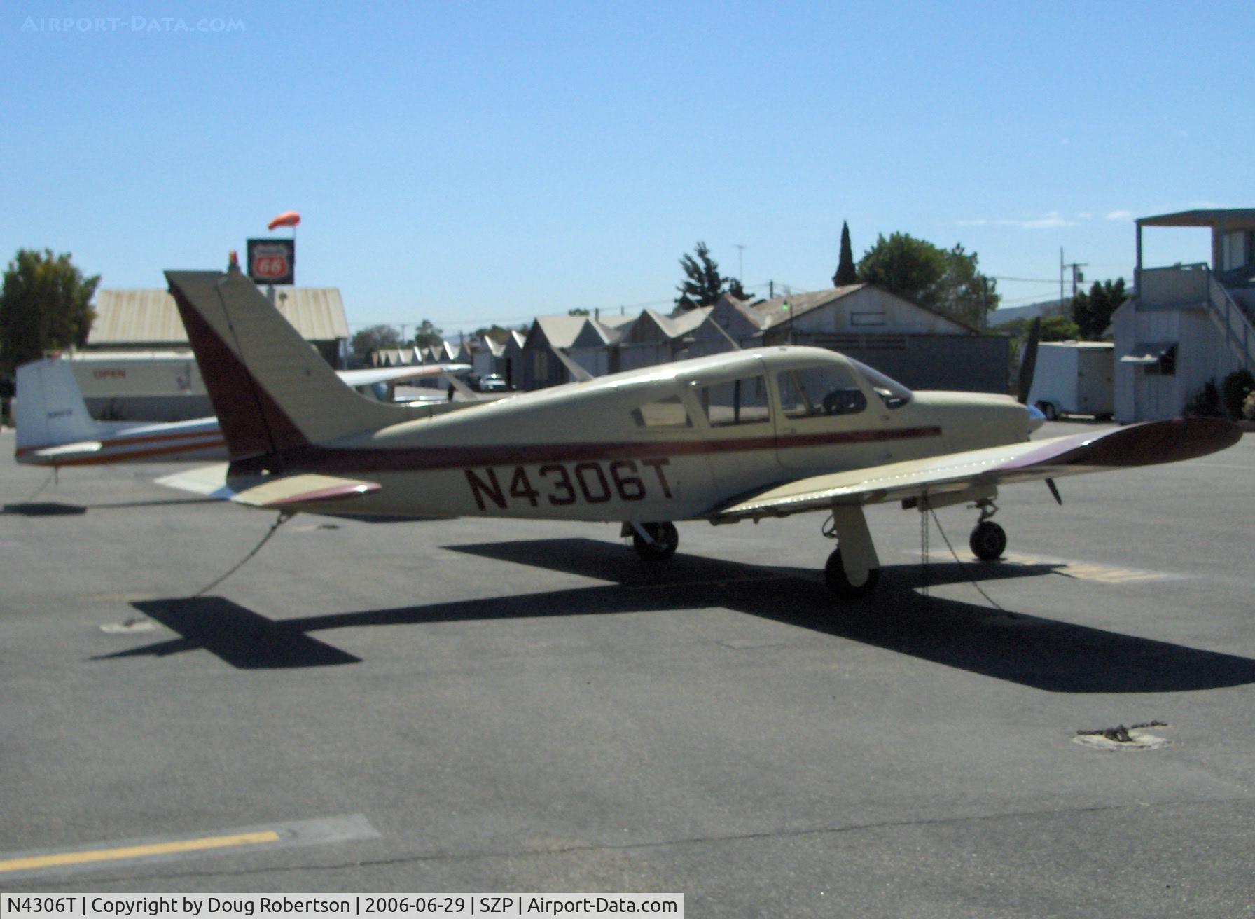 N4306T, 1971 Piper PA-28R-200 Cherokee Arrow C/N 28R-7235004, 1971 Piper PA-28R 200 ARROW, Lycoming IO-360-C1C 200 Hp