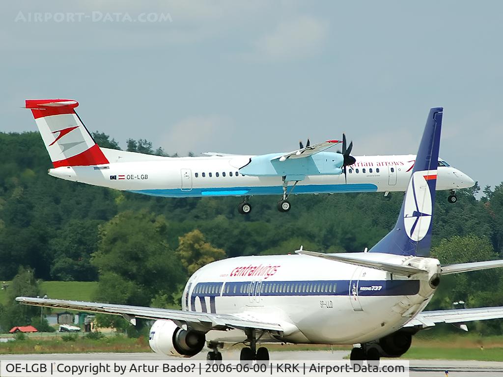 OE-LGB, 1999 De Havilland Canada DHC-8-402Q Dash 8 C/N 4015, Austrian