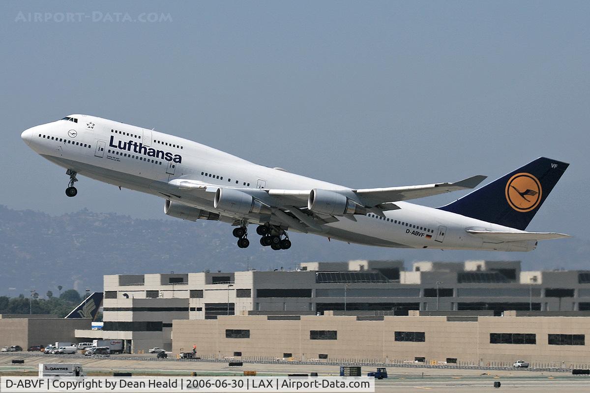 D-ABVF, 1990 Boeing 747-430 C/N 24761, Lufthansa D-ABVF (FLT DLH457) departing RWY 25R enroute to Frankfurt Main (EDDF).