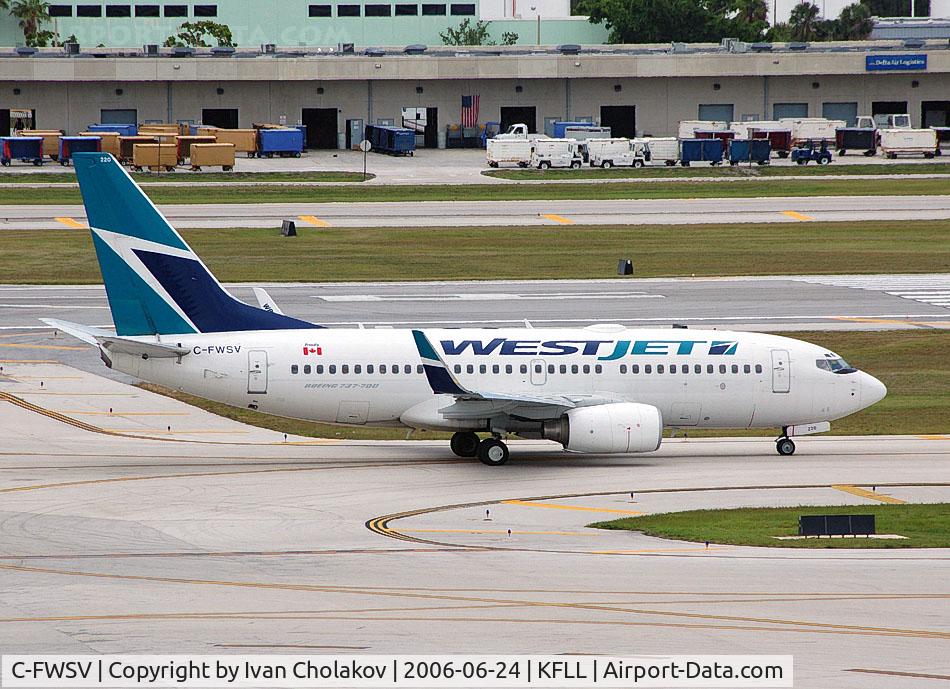 C-FWSV, 2003 Boeing 737-7CT C/N 32760, Taxiing at Ft Lauderdale