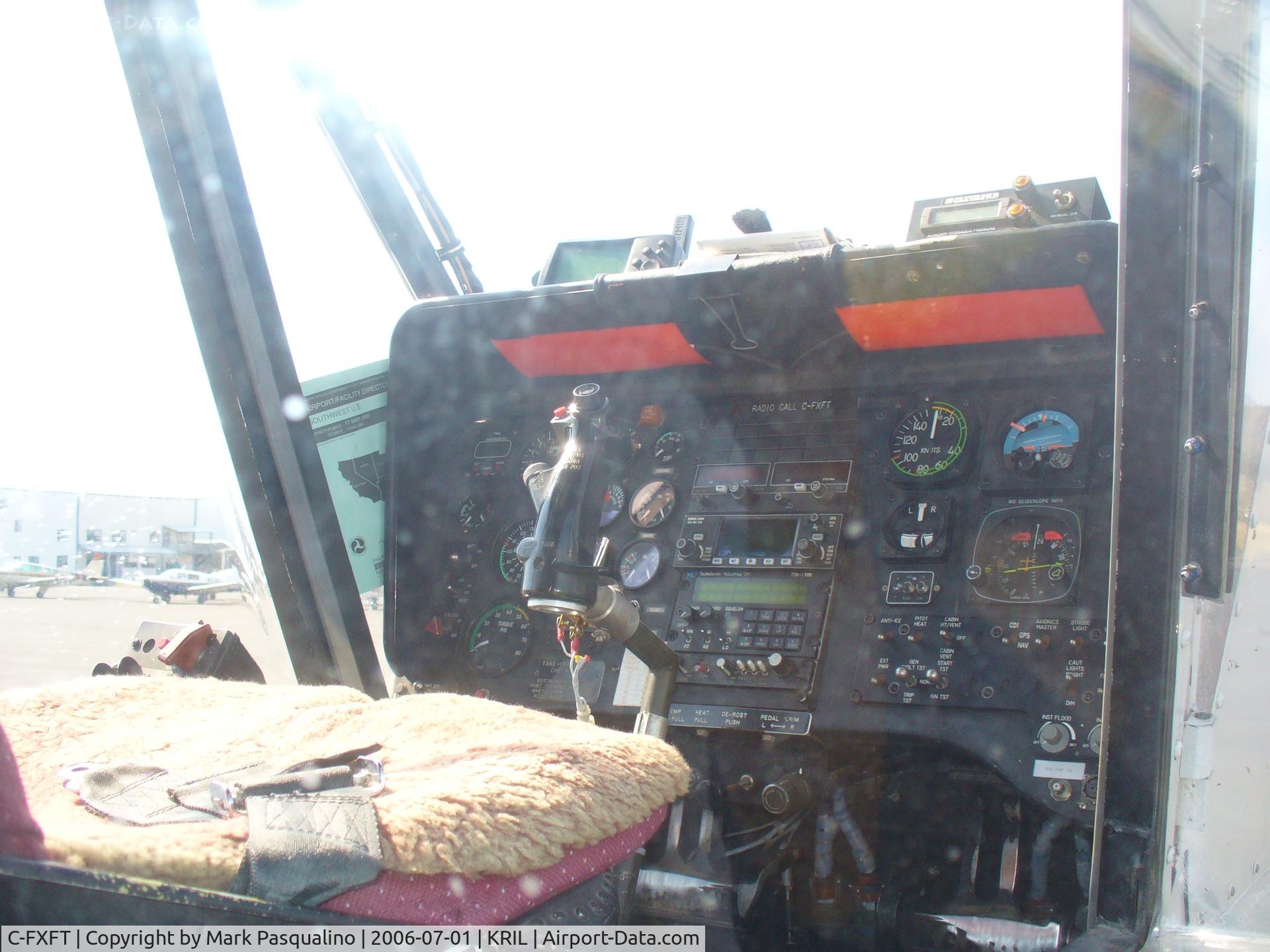 C-FXFT, 1994 Kaman K-1200 K-Max C/N A94-0007, K-1200  cockpit