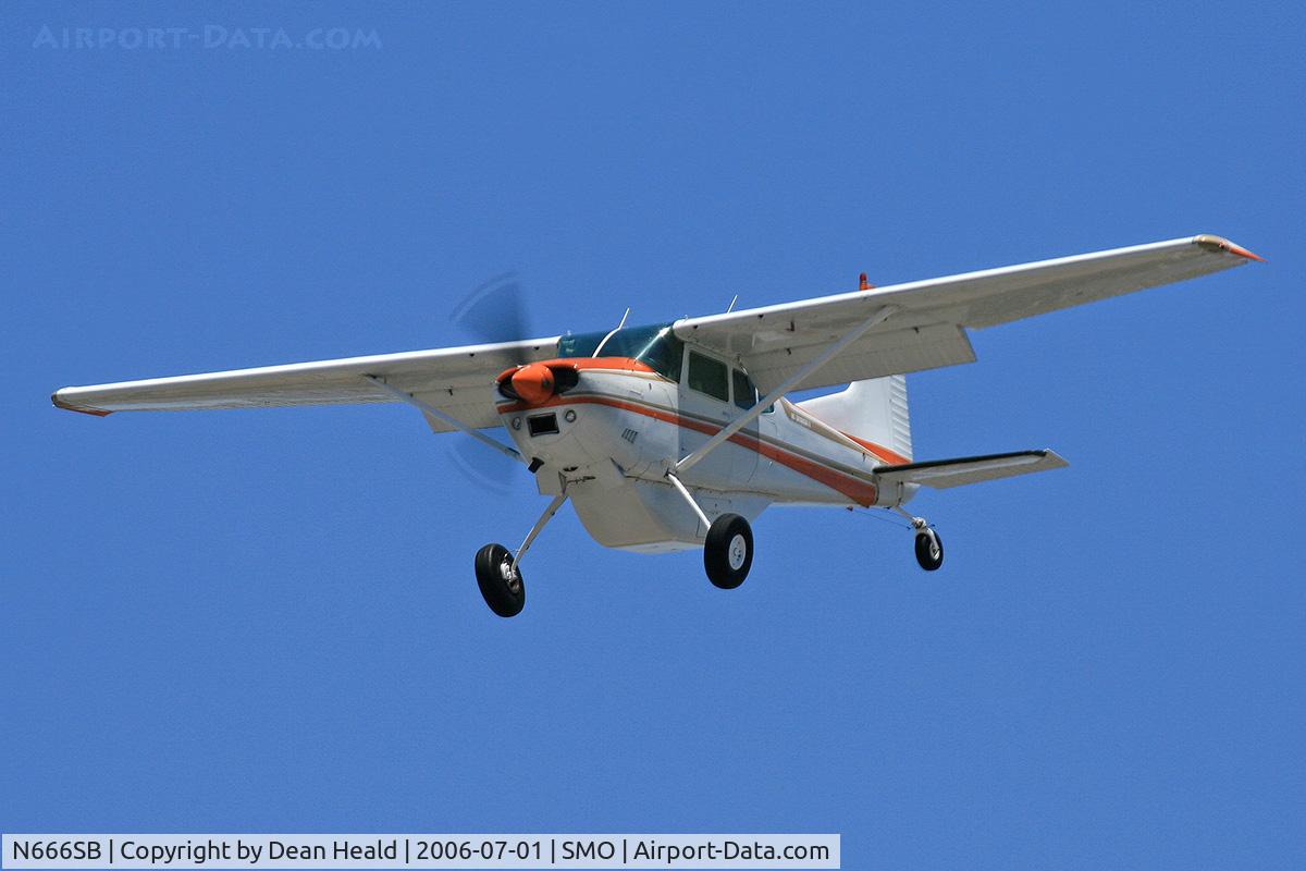 N666SB, 1980 Cessna A185F Skywagon 185 C/N 18503994, 1980 Cessna A185F N666SB on a purposely high approach to RWY 21 to land mid-field at Santa Monica Municipal Airport (KSMO) - Santa Monica, California.