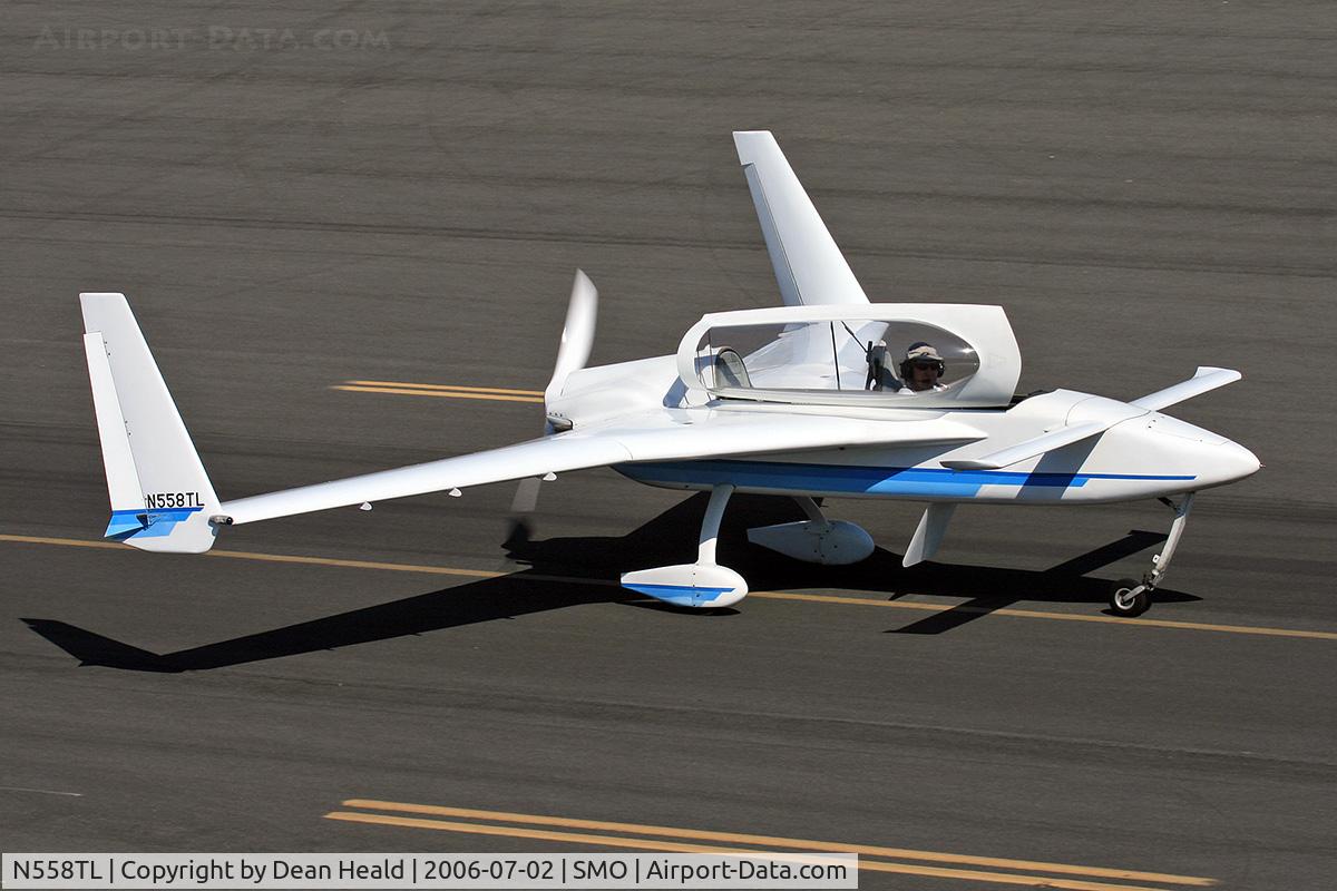 N558TL, 1989 Rutan Long-EZ C/N 1838L, 1989 Long EZ taxiing at Santa Monica Municipal Airport (KSMO) - Santa Monica, California.