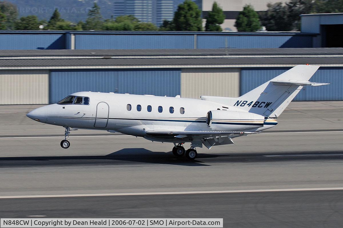 N848CW, 2003 Raytheon Hawker 800XP C/N 258648, Raytheon Hawker 800XP - N848CW - operated by Flight Options, touching down on RWY 21 after a short hop from Van Nuys (VNY).