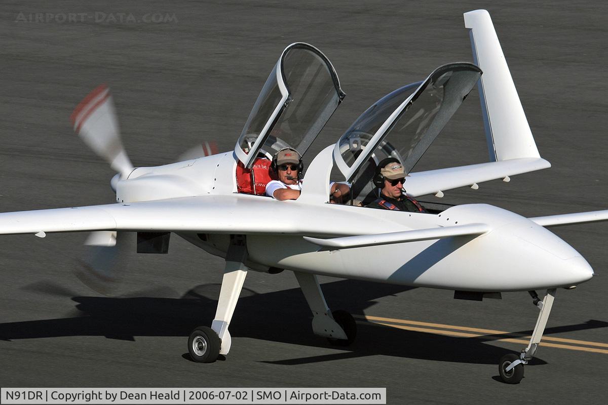 N91DR, 2003 Berkut 360 C/N 001, 2003 Ronneberg BED N91DR taxiing to RWY 21 at Santa Monica Municipal Airport (KSMO) - Santa Monica, California.