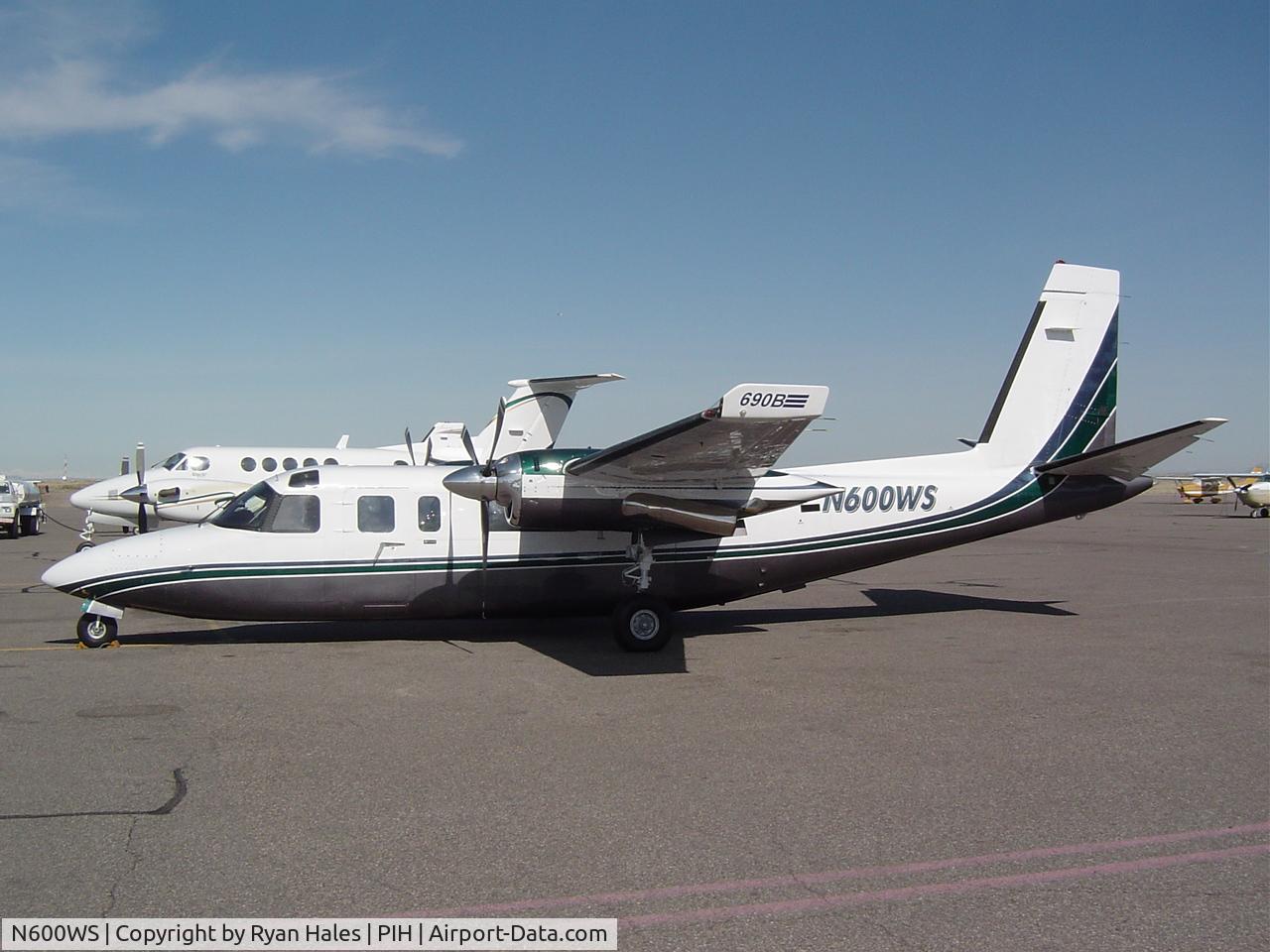 N600WS, Rockwell International 690B C/N 11435, .