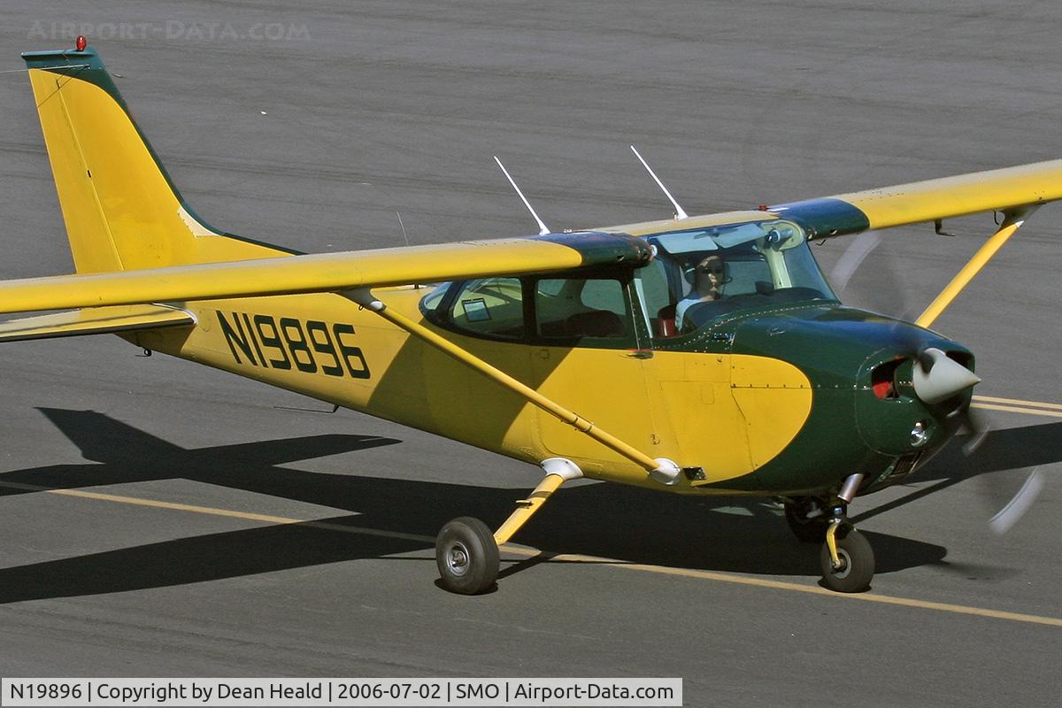 N19896, 1972 Cessna 172M C/N 17260843, 1972 Cessna 172M N19896 taxiing to RWY 21 with Linda at the controls.