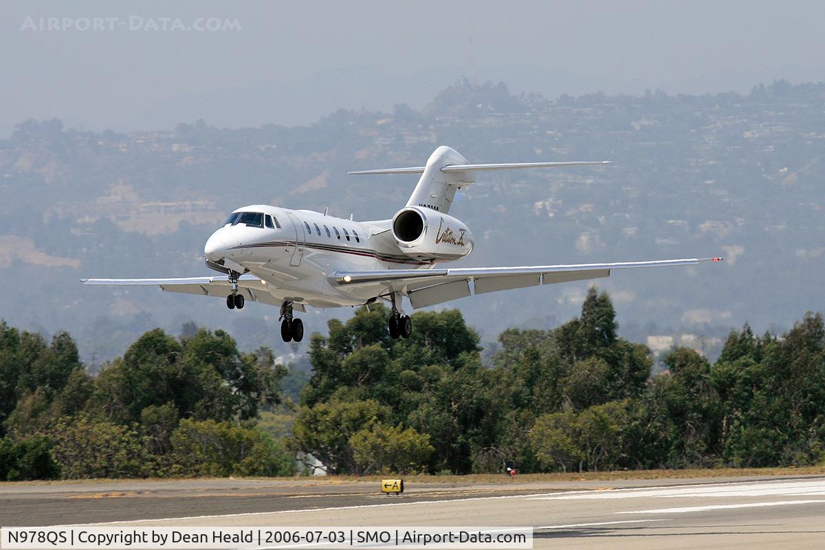 N978QS, 2002 Cessna 750 Citation X Citation X C/N 750-0187, 2002 Cessna 750 Citation X N978QS, from Las Vegas McCarran Int'l (KLAS), over the numbers of RWY 21.