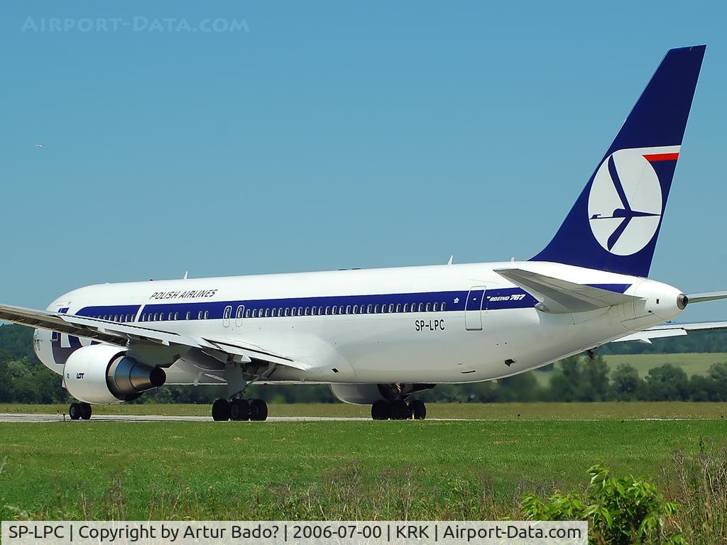 SP-LPC, 1997 Boeing 767-35D/ER C/N 28656, LOT