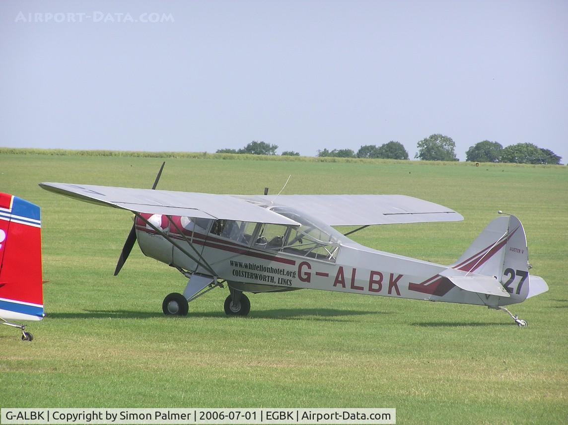 G-ALBK, 1944 Taylorcraft J Auster 5 C/N 1273, Auster waiting for the start of Air Race