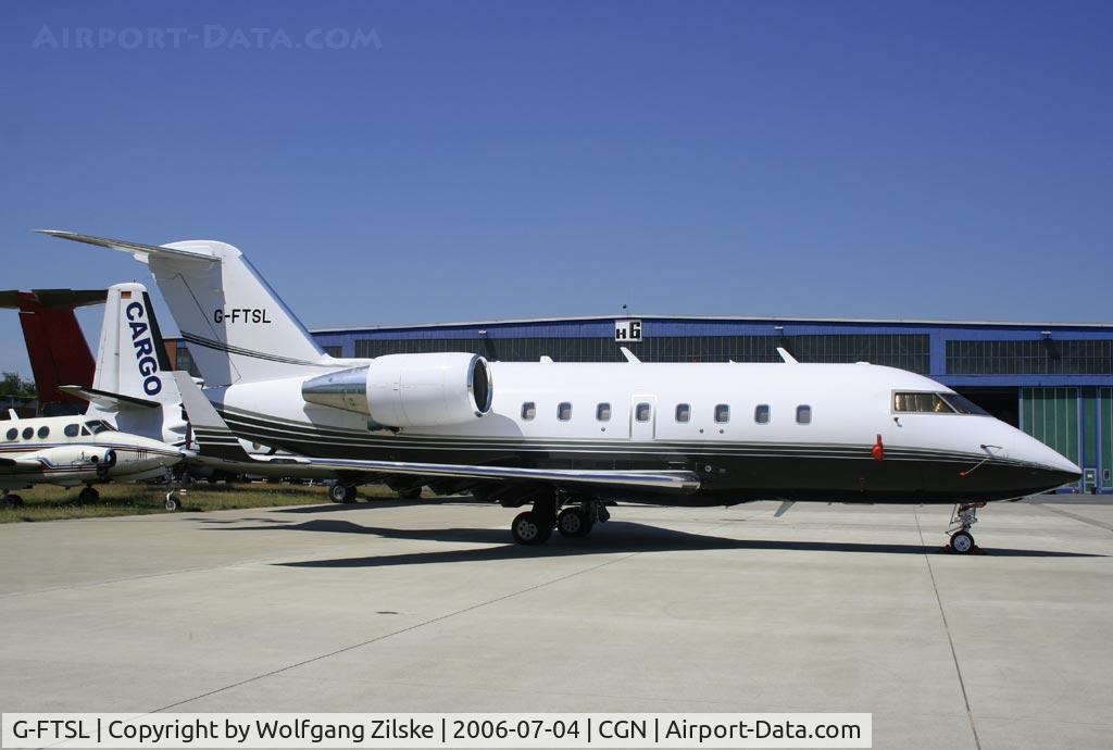 G-FTSL, 1999 Bombardier Challenger 604 (CL-600-2B16) C/N 5416, visitor