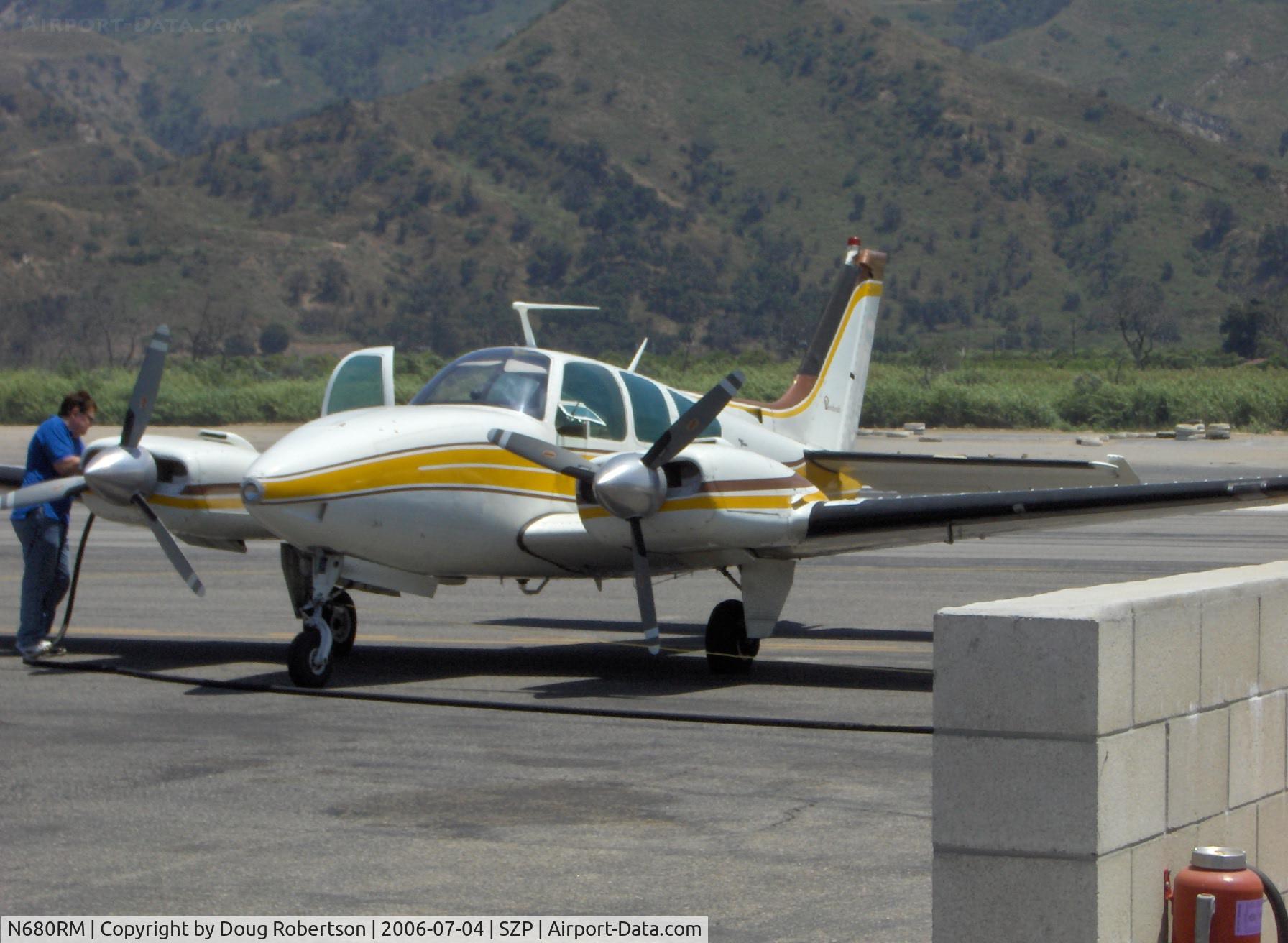 N680RM, 1966 Beech C55 Baron (95-C55) C/N TE-59, 1966 Beech 95-C55 BARON, two Continental IO-520s 285 Hp, refueling