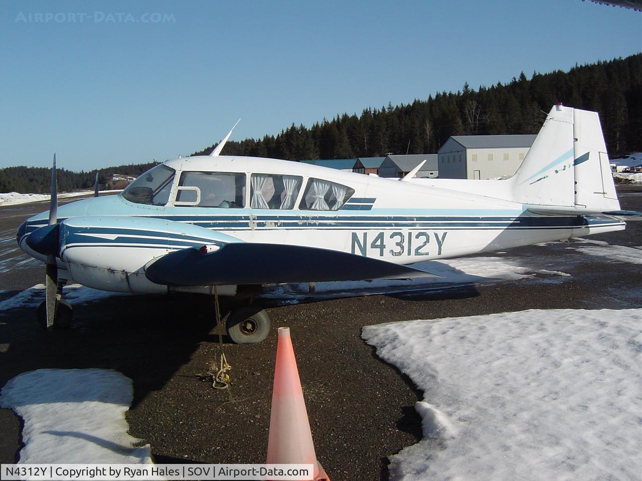 N4312Y, 1962 Piper PA-23-160 Apache C/N 23-2036, .