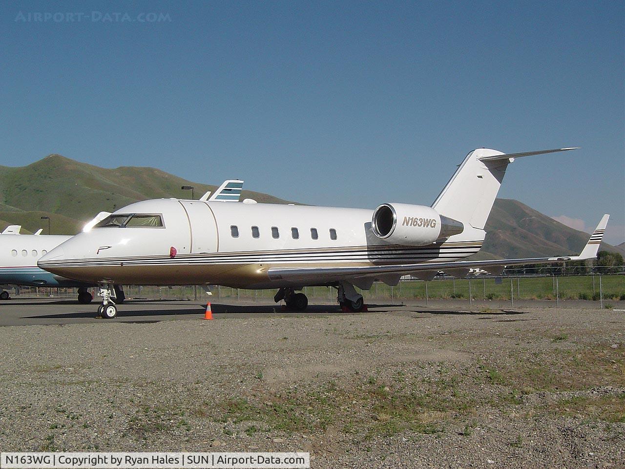 N163WG, 1986 Canadair Challenger 601 (CL-600-2A12) C/N 3057, .