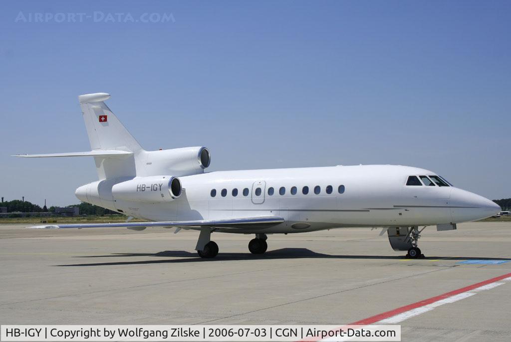 HB-IGY, 2001 Dassault Falcon 900EX C/N 95, visitor