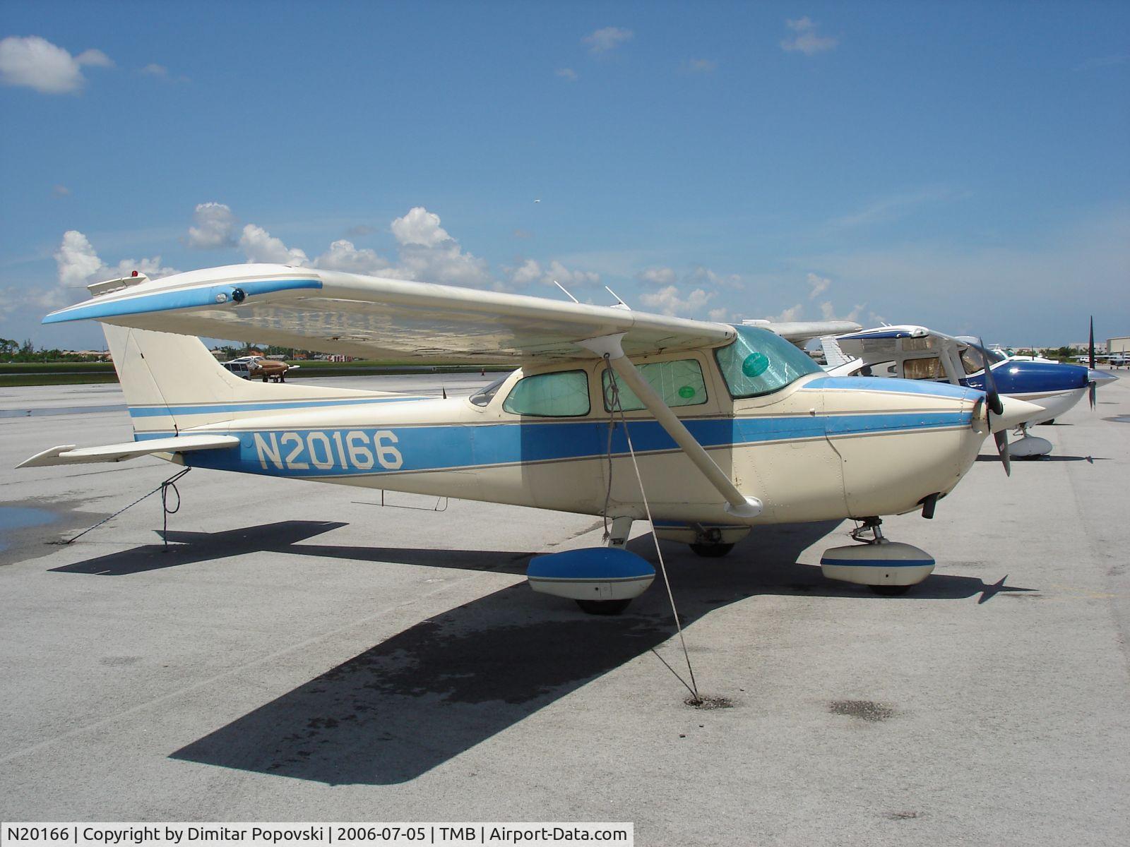 N20166, 1972 Cessna 172M C/N 17261059, On the day I signed the aircraft bill of sale.