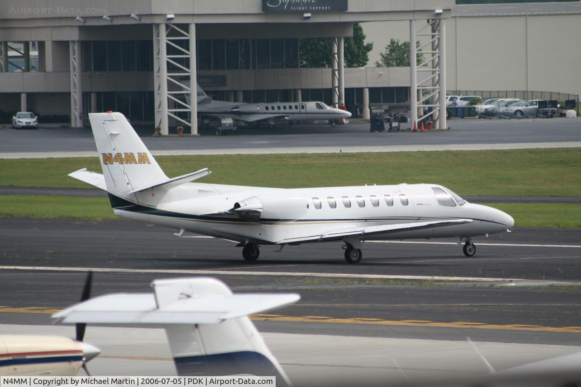 N4MM, 1991 Cessna 560 Citation C/N 560-0109A, Taxing to Runway 20L