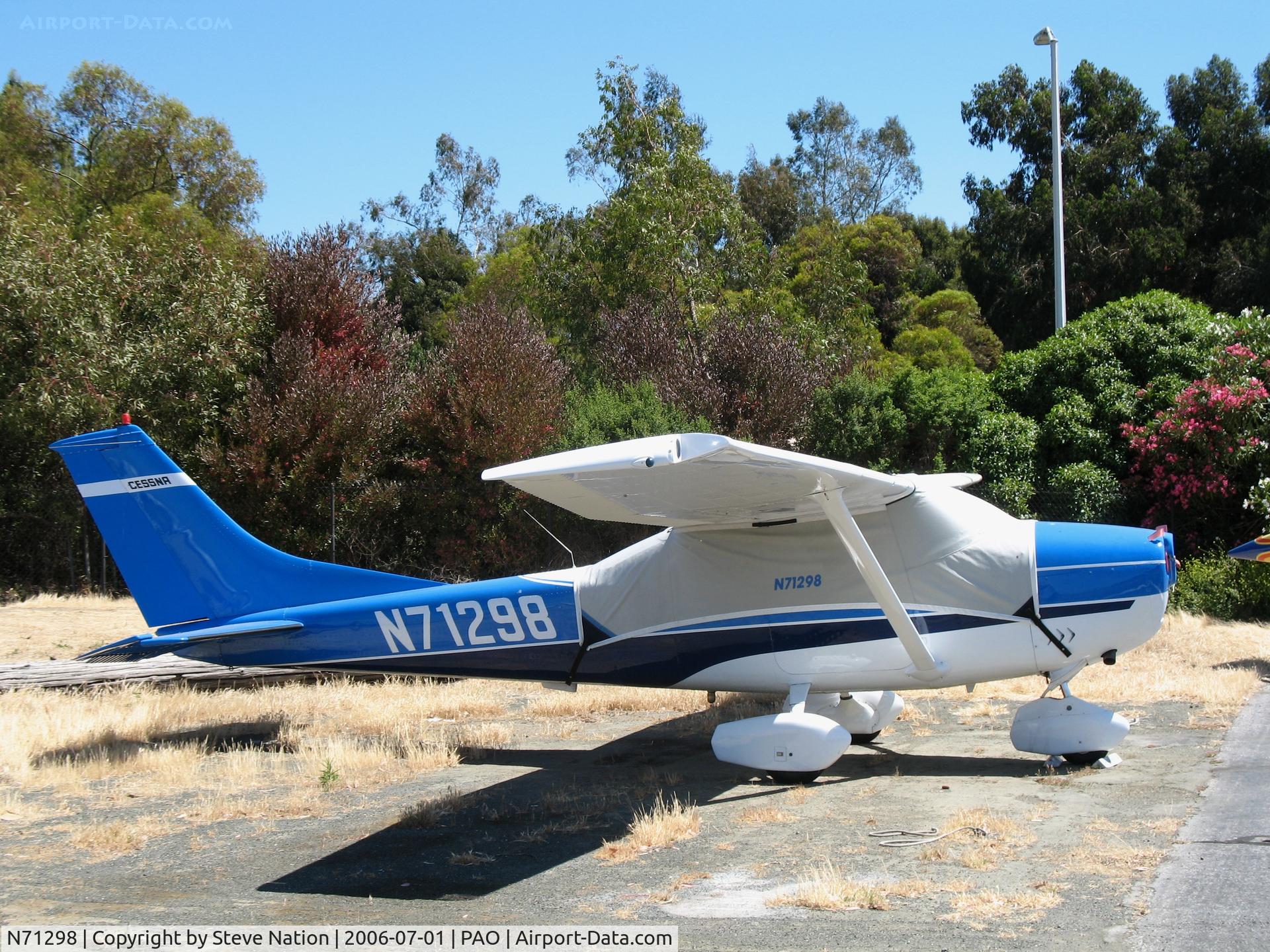 N71298, 1969 Cessna 182M Skylane C/N 18259567, 1969 Cessna 182M with cockpit cover and no prop on a sunny Saturday afternoon @ Palo Alto Municipal Airport, CA