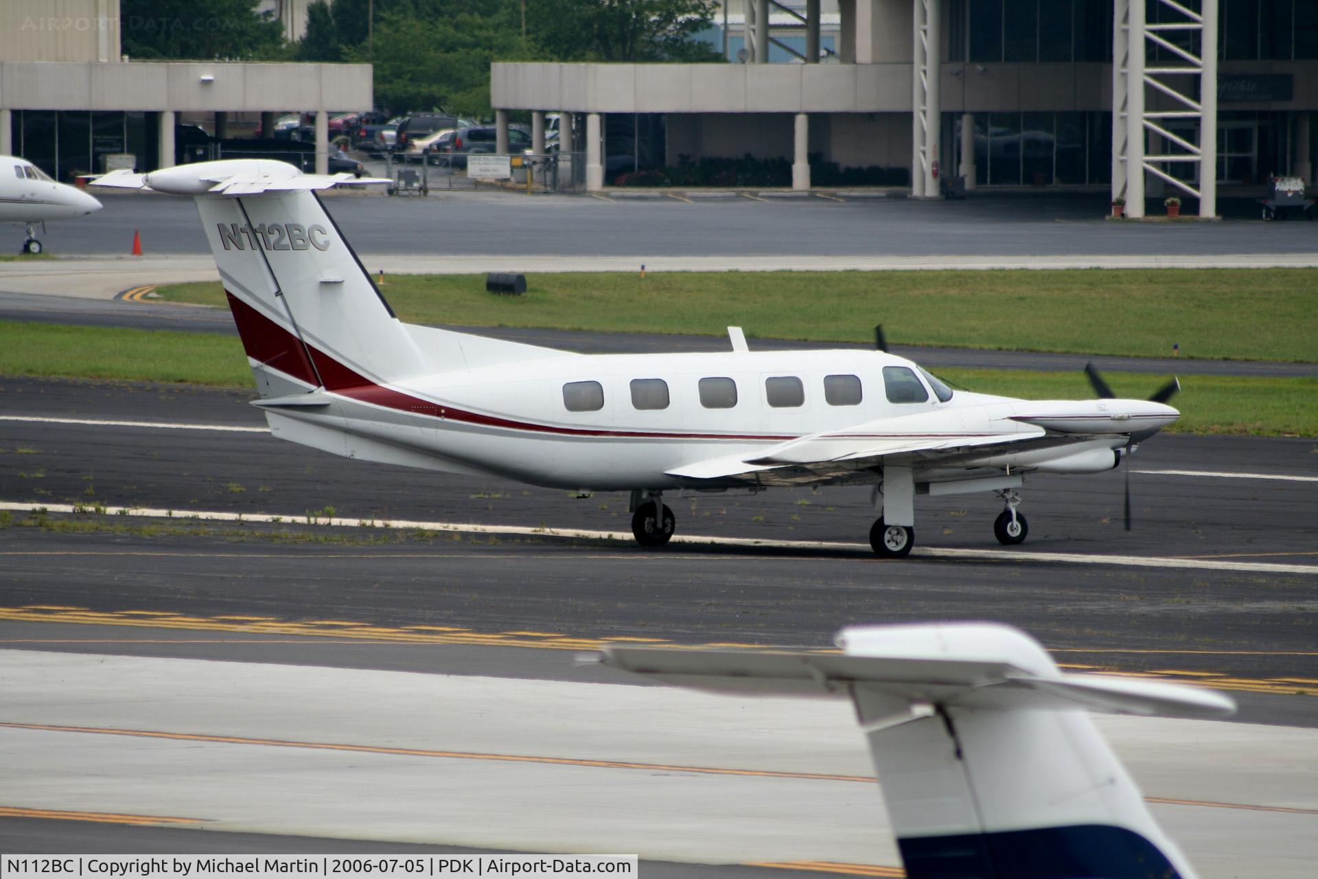 N112BC, 1981 Piper PA-42 Cheyenne III C/N 42-8001027, Taxing to 20L