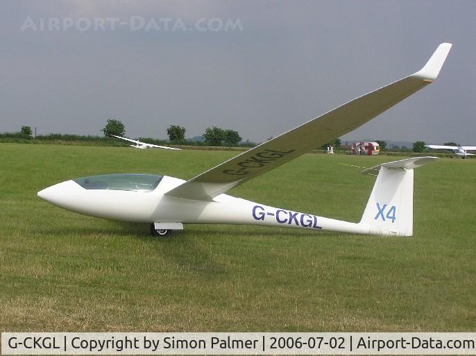 G-CKGL, 2002 Schempp-Hirth Ventus 2cT C/N 88, Schempp-Hirth Ventus 2cT at Bickmarsh