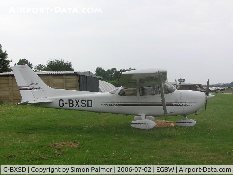 G-BXSD, 1998 Cessna 172R C/N 17280310, Cessna 172R Skyhawk