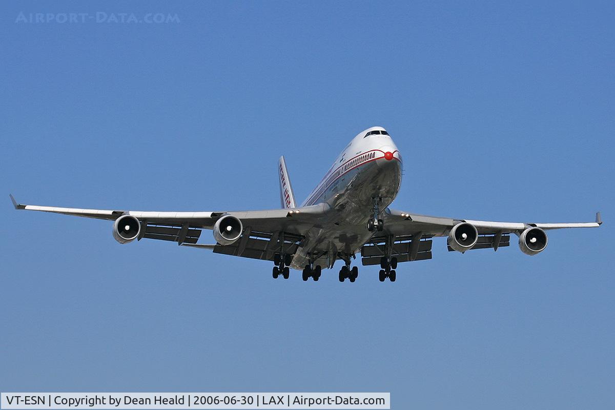 VT-ESN, 1993 Boeing 747-437 C/N 27164, Air India VT-ESN on final approach to RWY 24R.