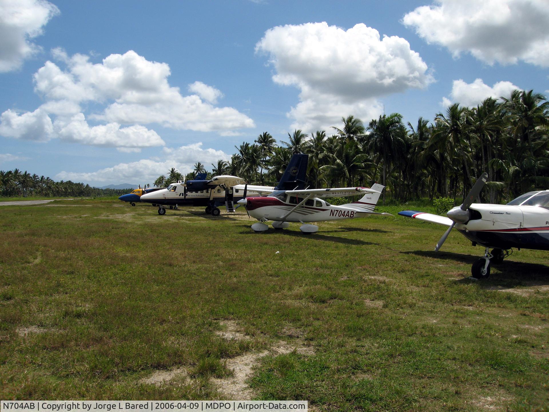 N704AB, 2004 Cessna 206H Stationair C/N 20608225, Small airport on the norhtern coast of the Dom Rep.  Very beautiful approach!!!