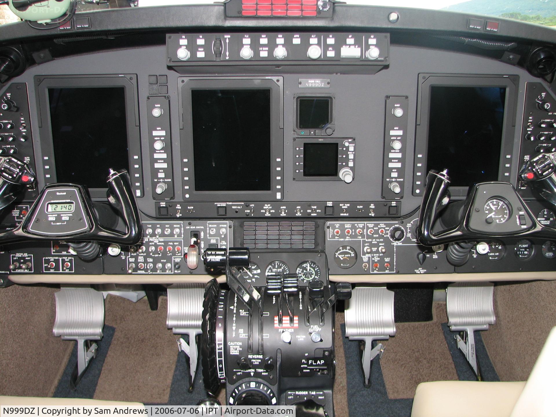 N999DZ, 2006 Raytheon B200 King Air C/N BB-1940, Pilot said 