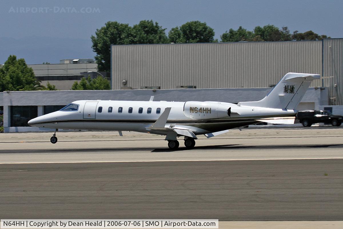 N64HH, 2000 Learjet 45 C/N 45-087, 2000 Bombardier Learjet 45 N64HH from Metropolitan Oakland Int'l (KOAK) landing on RWY 21.