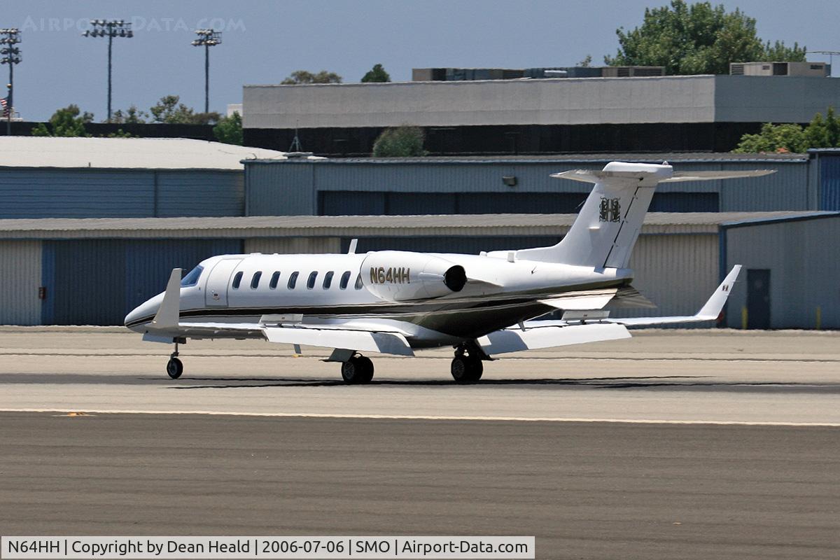 N64HH, 2000 Learjet 45 C/N 45-087, 2000 Bombardier Learjet 45 N64HH from Metropolitan Oakland Int'l (KOAK) landing on RWY 21.