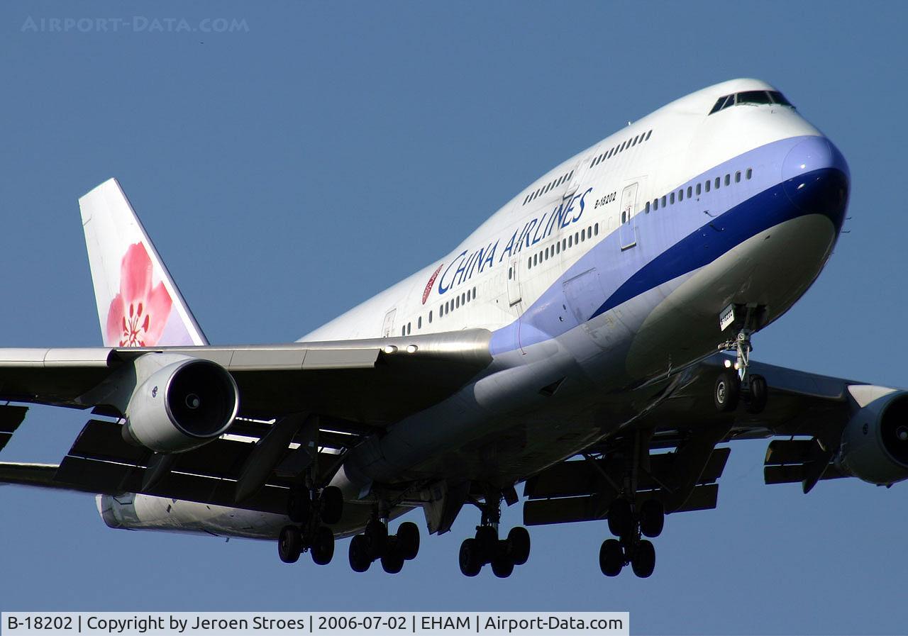 B-18202, 1997 Boeing 747-409 C/N 28710, 9a.m. local time arrival at the Aalsmeerbaan at AMS