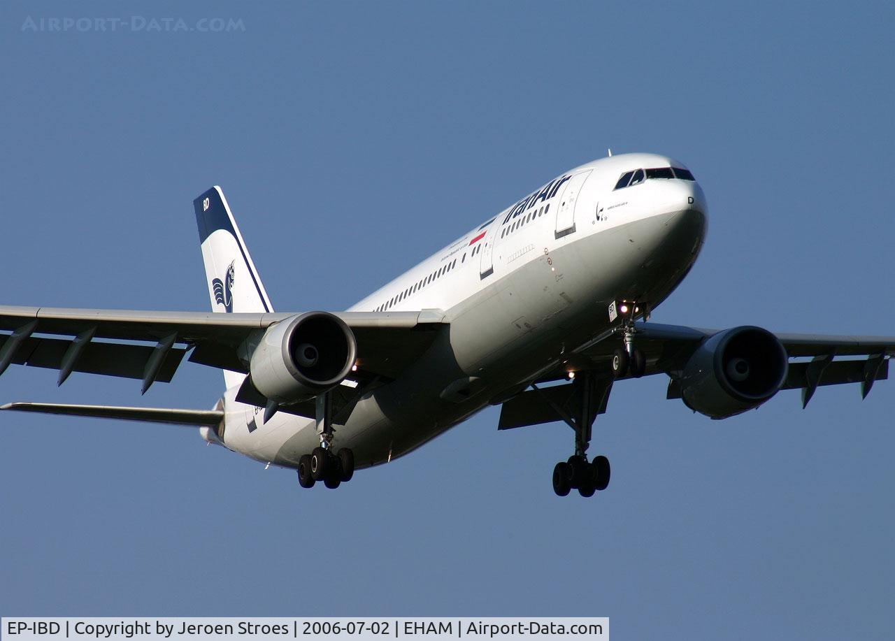 EP-IBD, 1993 Airbus A300B4-605R C/N 696, .