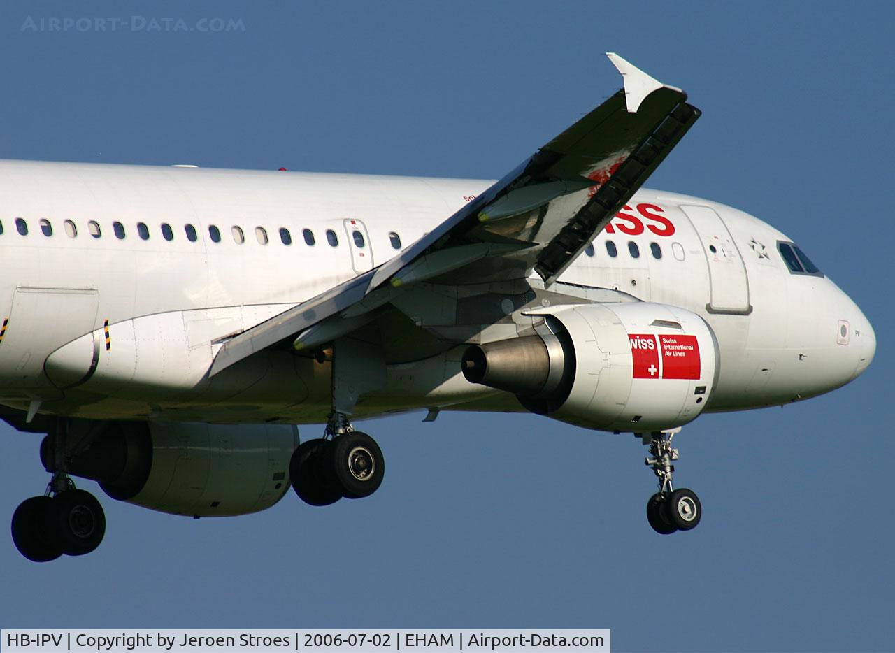 HB-IPV, 1996 Airbus A319-112 C/N 578, 
