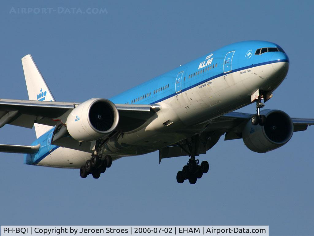 PH-BQI, 2004 Boeing 777-206/ER C/N 33714, 